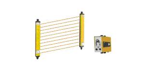 貼面熱壓機進出板保護裝置 貼面熱壓機進出板保護裝置